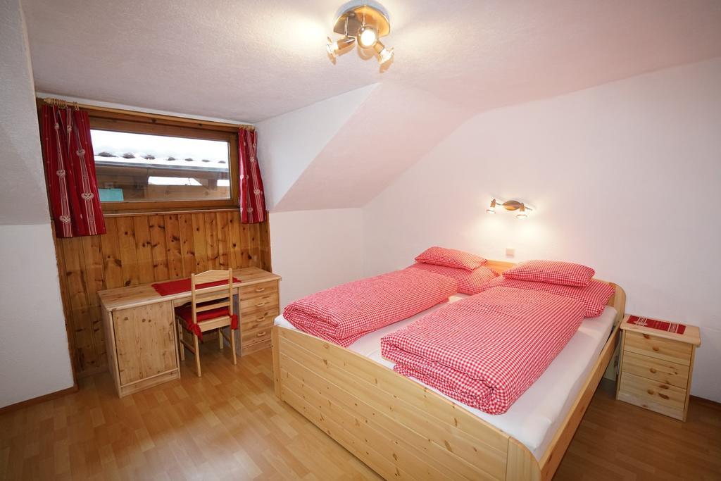 Apartamento Haus Ruetzbach Neustift im Stubaital Exterior foto