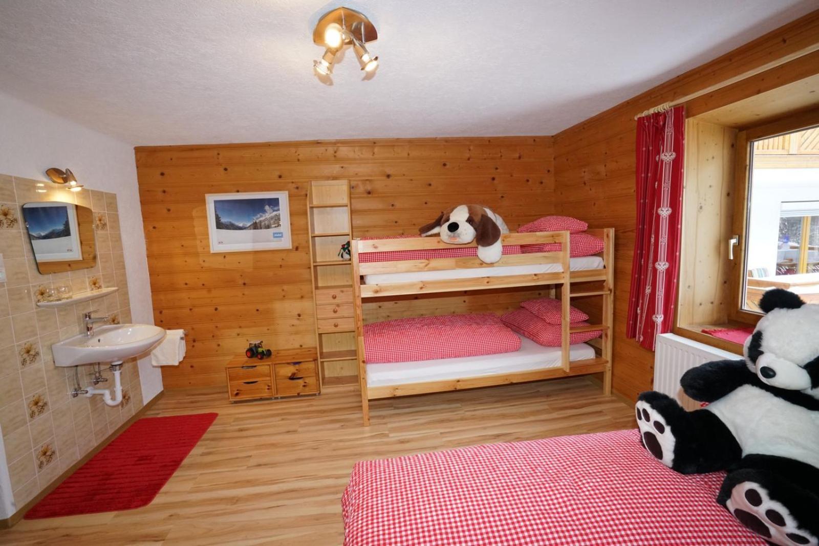 Apartamento Haus Ruetzbach Neustift im Stubaital Exterior foto