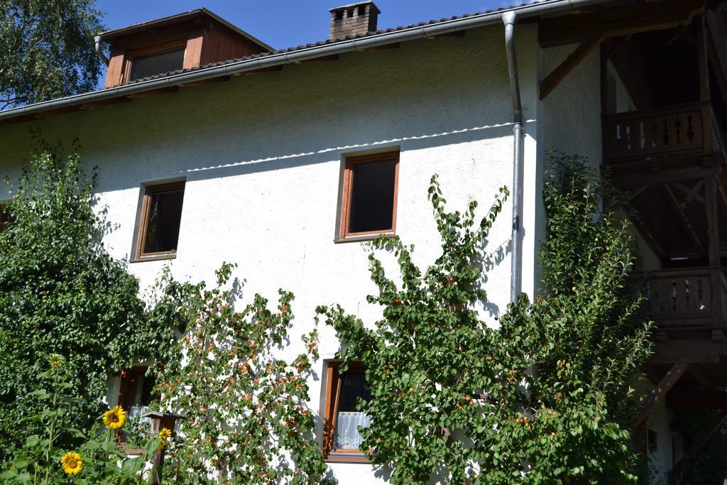 Apartamento Haus Ruetzbach Neustift im Stubaital Habitación foto