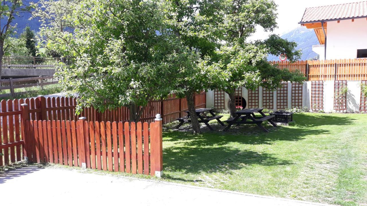 Apartamento Haus Ruetzbach Neustift im Stubaital Exterior foto